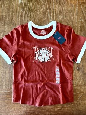 NWT Levi’s brick red DRUMS graphic cropped t-shirt S